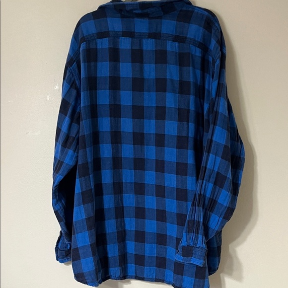 Ralph Lauren Blue and Black Plaid Casual Button Down Shirt - Picture 3 of 3